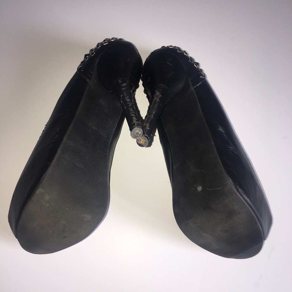 Faux leather stud peep toe pumps - Picture 5 of 6